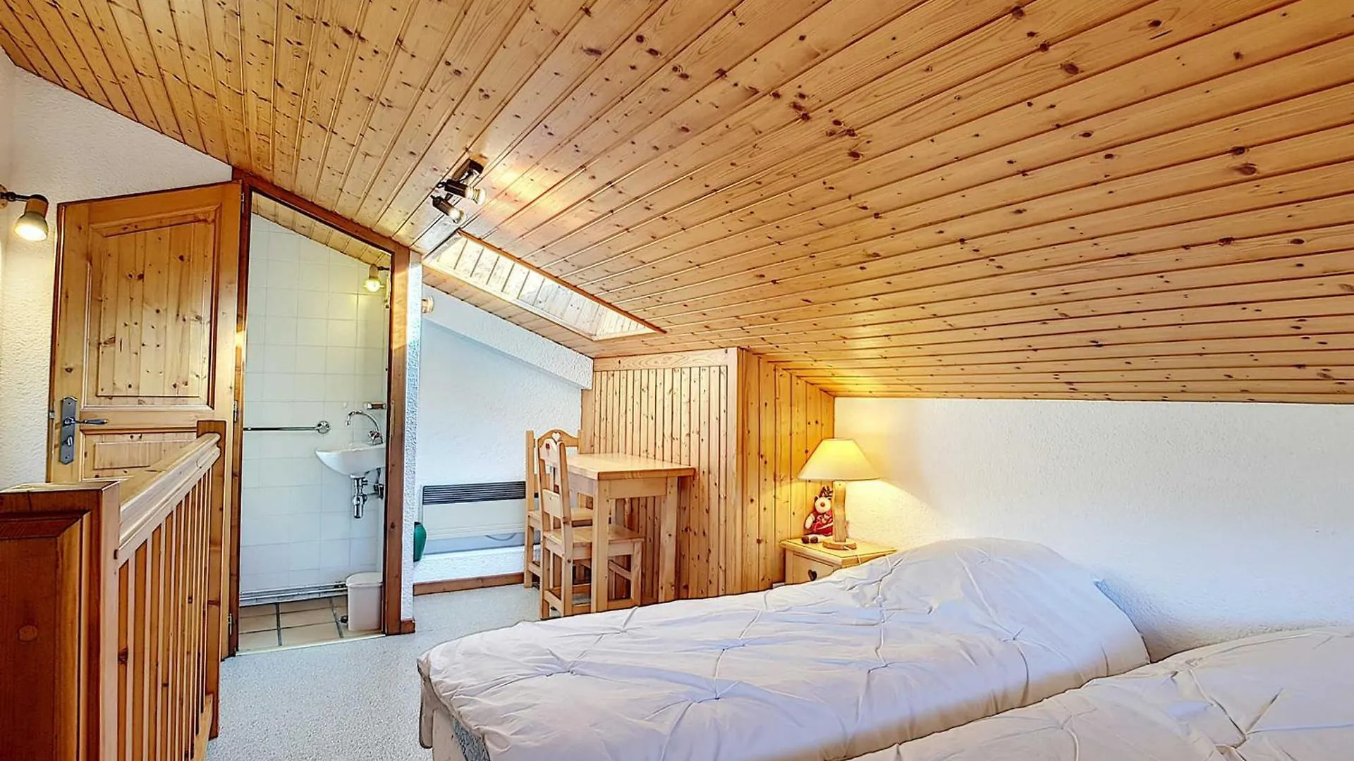 Apartment La Clusaz: Appartement 4 Pers, Parking, Animaux Admis - Fr-1-818-82